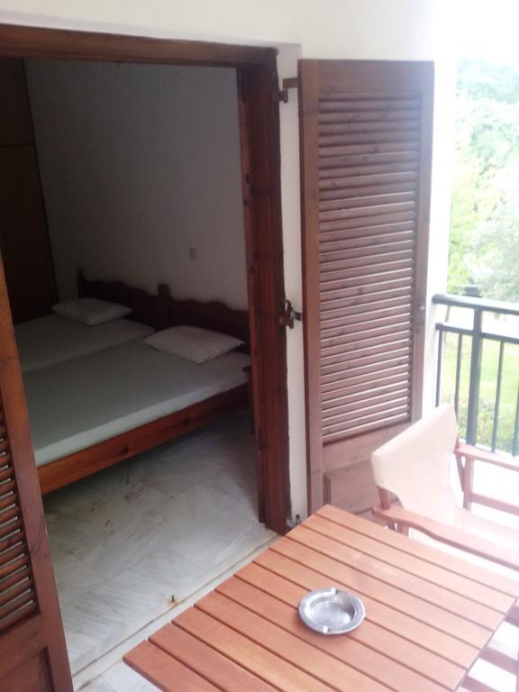 Paparizou Apartments Kokkino Nero Exterior photo